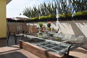 Habitación Jorge Negrete - Habitación independiente con baño privado y bella terraza común