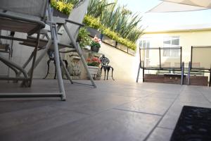 Habitación Jorge Negrete - Habitación independiente con baño privado y bella terraza común