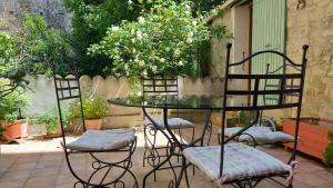 Maisons de vacances 17th Century town house in Forcalquier centre : photos des chambres