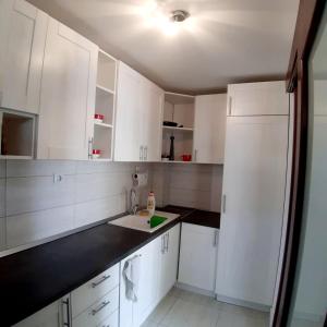 City & Sea Apartment nearby Old Town