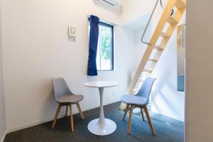 GLOU Higashi Shinjuku