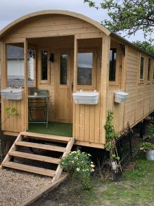 Maisons de vacances Roulotte a Honfleur : photos des chambres