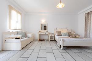 Deluxe Quadruple Room room in Evdokia