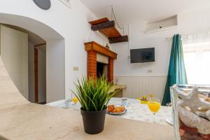 Cuvi Beach Apartments