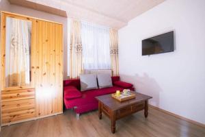 Pension und China - Thai Restaurant Asia - Haus