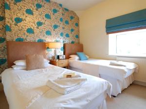 Deluxe Twin Room room in The Gladstone