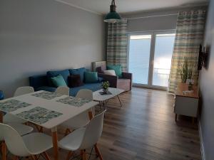 Apartamenty z tarasami "Miętowy spokój 15" "Romantyczna szarość 16" "Niebieska elegancja 17" maksymalnie dla 6 osób