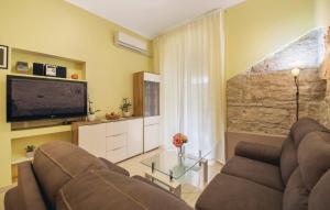 APARTMENT LUBINA