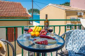 "SEASCAPE" Studio and Apts