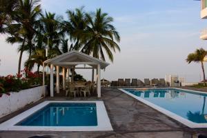 Hotel y Suites Corita