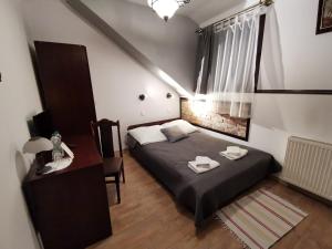 Dworek Złoty Róg Hotel i Restauracja