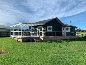 Brixton farm stay - Lepperton