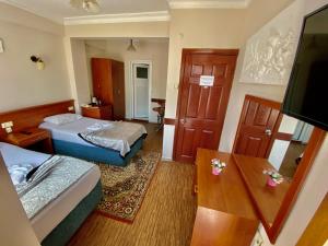 Single Room with Bathroom room in Kadikoy Kervansaray Hotel