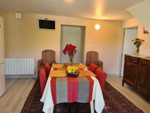 Appartements Appartement avec cuisine et grande piscine chauffee : photos des chambres