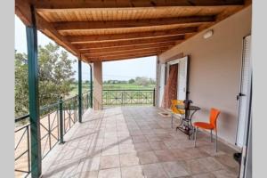 The Βeach - Family House