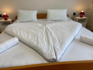Pingvin Cukrászda Apartman felső szint