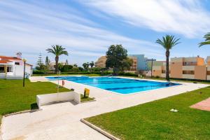 Acqua Vista Family Apartment - 200M from BEACH