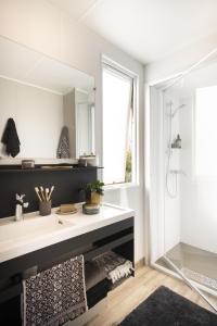 Hotels Camping Les Hautes Prairies : photos des chambres