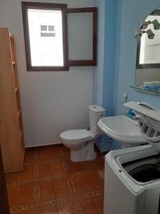 Piso de 4 Habitaciones a 50 Metros de la Playa El Acequion Torrevieja