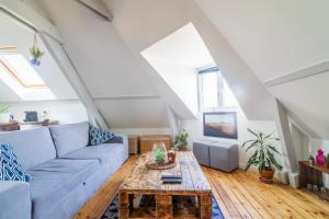 Neighbour's flat photo 15