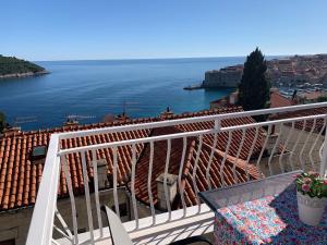 Apartment with Sea View room in Villa Leoni