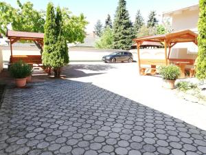 Imola És Andrea Apartmanház