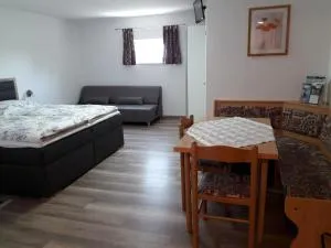 Ferienwohnung Schwarzbauer - Apetlon