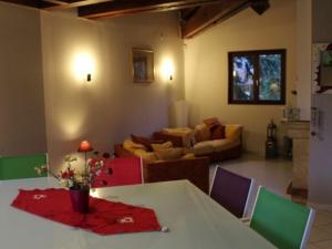 Maisons de vacances Gite Benamenil, 5 pieces, 6 personnes - FR-1-584-4 : photos des chambres