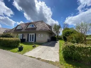 Holiday Beach House Hellevoetsluis - 洛坎杰