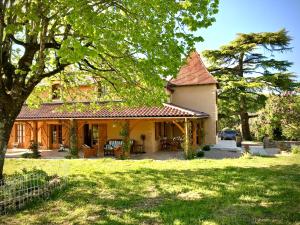 B&B / Chambres d'hotes Les Cedres du Linard, Chambres d'Hotes B&B Near Lascaux, Montignac, Sarlat-la-Caneda, Dordogne : photos des chambres