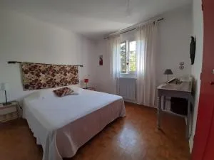 Chambre soignée et accueillante à la campagne - Ch Rouge - L Honor De Cos