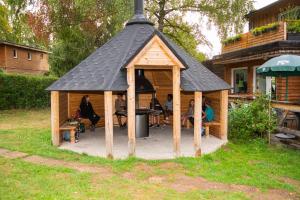 Campings Camping Les Vernieres La Bourboule Sancy : photos des chambres