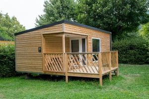 Campings Camping Les Vernieres La Bourboule Sancy : photos des chambres