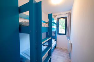 Campings Camping Les Vernieres La Bourboule Sancy : photos des chambres