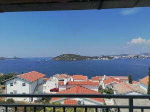 Apartments with sea view Ražanj Rogoznica