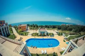 Sea Fort Club - Premium Apartments - Елените