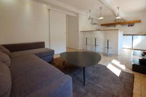 Appartement centre ville St Maxime, plage à pied