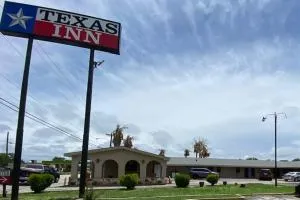 Texas Inn Seguin - 新布朗费尔斯