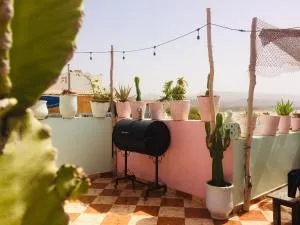 Amayour Surf Hostel - Taghazout