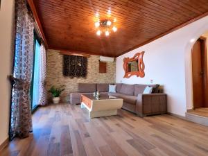 Ardani paradise view villa with jacuzzi