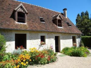 Maisons de vacances Gite Saint-Jouin-de-Blavou, 5 pieces, 8 personnes - FR-1-497-38 : photos des chambres