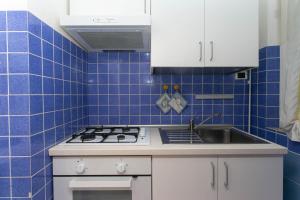 M116 - Marcelli, bilocale in centro e fronte mare