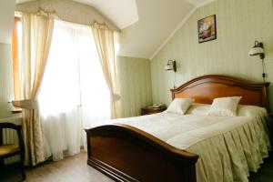 Junior Suite room in Zolota Gora Hotel-Rancho