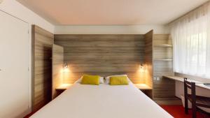 Hotels L'Auberge Everhotel de Tarbes-Ibos : photos des chambres