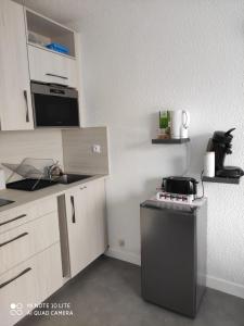 Appartements La Desirade avec Parking- Port - WIFI couchage en 160 neuf : photos des chambres