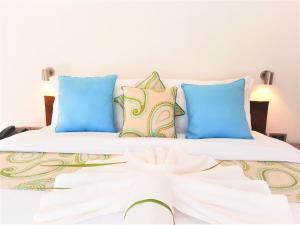 Palm Holiday Apartments