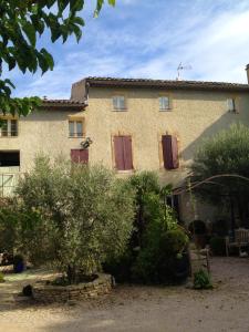 Appartements Appartement d'une chambre avec piscine partagee jardin clos et wifi a Violes : photos des chambres