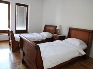 Mladenovic apartments