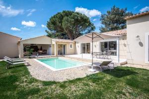 Maisons de vacances Stunning house on the edge of the Luberon : photos des chambres