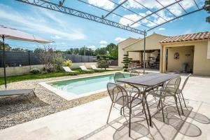 Maisons de vacances Stunning house on the edge of the Luberon : photos des chambres